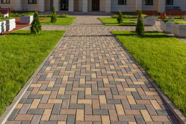 Best Custom driveway paver designs in Birngham, MI